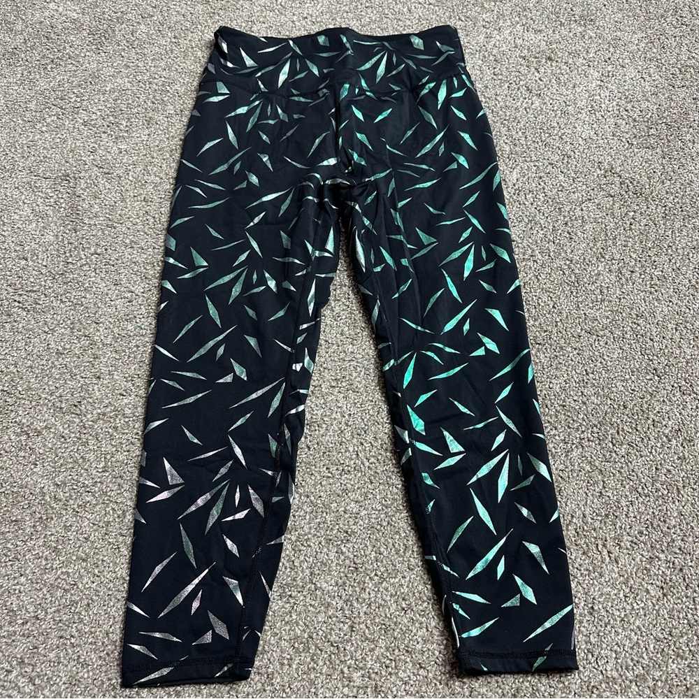 ZYIA Black Leggings with Green and Silver Accents 🕊️